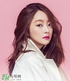 啞光和霧面哪個好？啞光口紅和霧面口紅區(qū)別