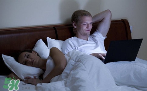 女性性冷淡怎么辦？女性性冷淡應(yīng)吃點(diǎn)什么