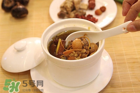 4月份喝什么湯好？四月份適合喝什么湯？