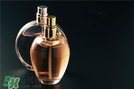 香水味太濃怎么去除?香水味太濃怎么辦? 香水味太濃怎么去除?香水味太濃怎么辦?