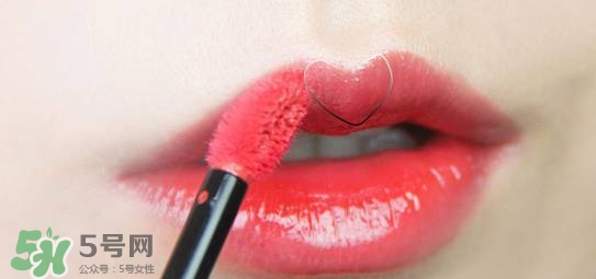 唇釉成膜是什么意思？唇釉怎么成膜？