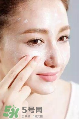 卸妝油悶痘怎么辦？卸妝油悶痘怎么補救？