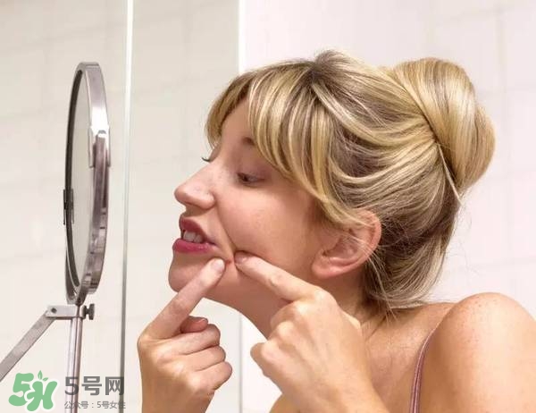 卸妝油會悶痘嗎？卸妝油會不會悶痘？