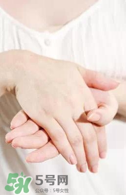 卸妝油悶痘怎么辦？卸妝油悶痘怎么補救？