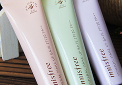 長痘痘可以用隔離霜嗎？痘痘肌可以用隔離霜嗎？