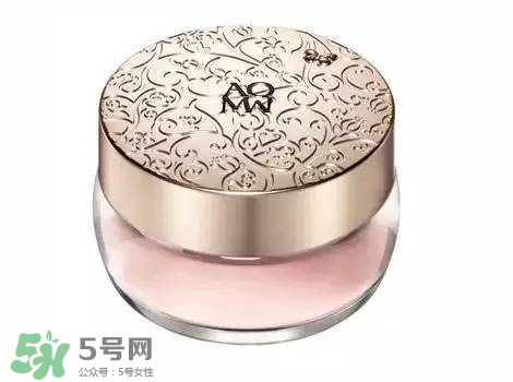 粉底液卡粉怎么辦？粉底液卡粉怎么補(bǔ)救？