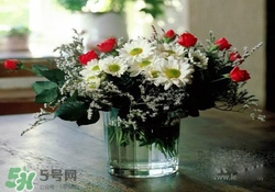 花粉過敏是感冒嗎？花粉過敏和感冒的區(qū)別