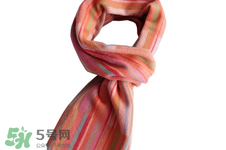 三月份能戴圍巾嗎？三月份戴圍巾熱嗎？