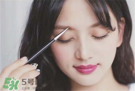 空氣眼妝怎么畫?空氣眼妝的畫法圖 空氣眼妝怎么畫?空氣眼妝的畫法圖
