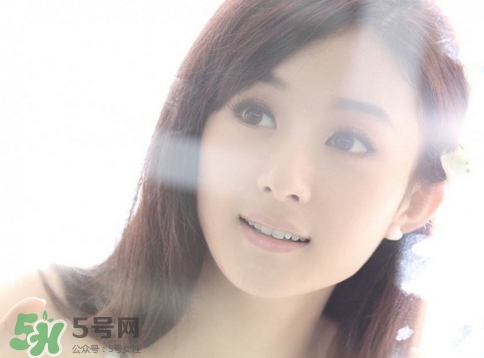 眉毛上長(zhǎng)痘痘可以紋眉嗎?眉毛上長(zhǎng)痘痘能紋眉嗎?