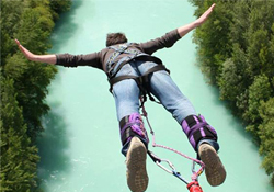 蹦極有體重限制嗎？蹦極對(duì)體重有要求嗎？