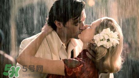 接吻時女生的生理反應是什么？怎么接吻教程