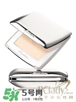 哪種粉餅好用持久不脫妝？不脫妝粉餅推薦