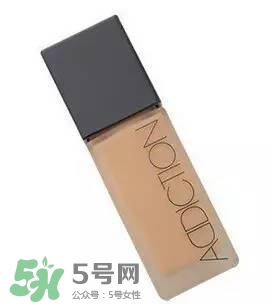 粉底液卡粉怎么辦？粉底液卡粉怎么補(bǔ)救？