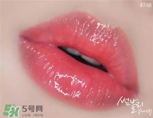 香奈兒2017新品唇釉748試色 香奈兒唇釉748試色圖 香奈兒2017新品唇釉748試色 香奈兒唇釉748試色圖