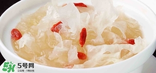 銀耳湯的做法 銀耳湯怎么做 銀耳湯的做法 銀耳湯怎么做