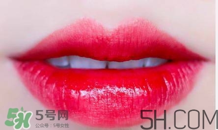 蘭蔻和雅詩(shī)蘭黛口紅哪個(gè)好？雅詩(shī)蘭黛和蘭蔻口紅對(duì)比