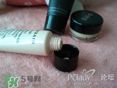 蘭蔻和紀(jì)梵希哪個好？蘭蔻和紀(jì)梵?？诩t哪個好？