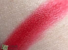 美康粉黛紅鸞心動唇釉怎么樣？美康粉黛氣墊唇釉好用嗎