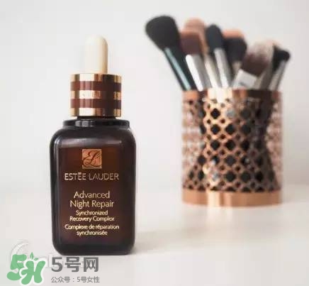 蘭蔻大眼精華和雅詩(shī)蘭黛小棕瓶哪個(gè)好？蘭蔻大眼精華和小棕瓶對(duì)比