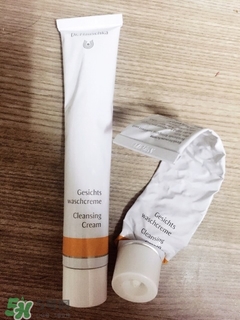 德國(guó)世家律動(dòng)潔面膏怎么樣?德國(guó)世家律動(dòng)潔面膏好用嗎? 德國(guó)世家律動(dòng)潔面膏怎么樣?德國(guó)世家律動(dòng)潔面膏好用嗎?