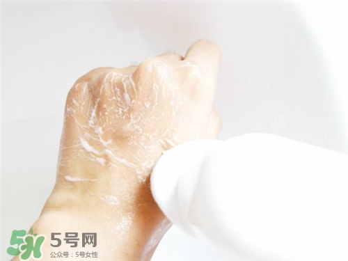 倩碧潔面儀刷頭怎么卸？倩碧潔面儀怎么替換刷頭？