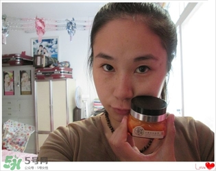 美康粉黛六勝肽回春膏怎么樣？美康粉黛六勝肽回春膏有激素嗎？