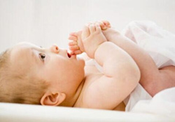 順產(chǎn)都要側(cè)切嗎？順產(chǎn)要側(cè)切會(huì)打麻藥嗎？