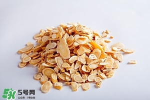 黃芪泡水喝的功效與副作用？黃芪有什么作用？