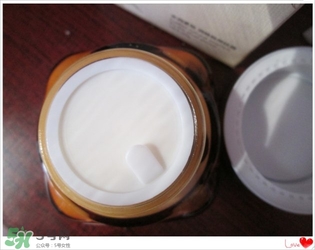 美康粉黛六勝肽回春膏怎么樣？美康粉黛六勝肽回春膏有激素嗎？