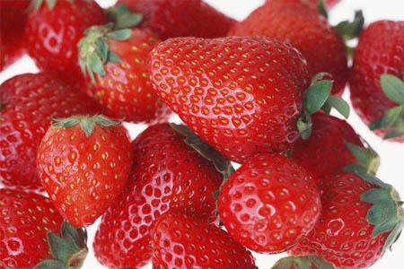 草莓可以泡酒嗎？草莓泡酒能喝嗎？