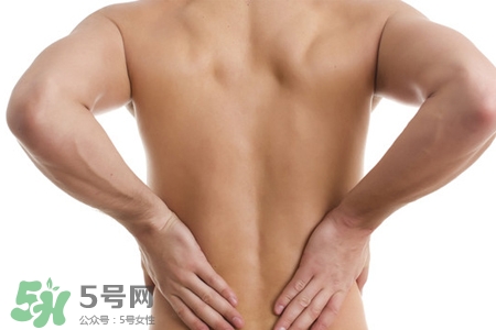 骨質(zhì)疏松會(huì)出現(xiàn)背痛嗎？骨質(zhì)疏松會(huì)引起后背疼嗎？