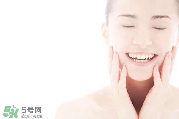 方物面霜適合什么年齡?方物海藻平衡保濕面霜適合膚質 方物面霜適合什么年齡?方物海藻平衡保濕面霜適合膚質