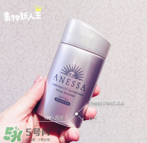 安耐曬銀瓶要卸妝嗎 安耐曬銀瓶用什么卸妝 安耐曬銀瓶要卸妝嗎 安耐曬銀瓶用什么卸妝