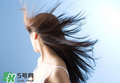 洗頭發(fā)掉頭發(fā)怎么辦？掉頭發(fā)應該怎么做？