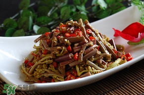 蕨菜苦能吃嗎？蕨菜苦的吃了會(huì)中毒嗎？