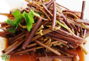 蕨菜苦能吃嗎？蕨菜苦的吃了會(huì)中毒嗎？