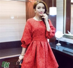 春天可以穿裙子嗎？春天穿裙子怎么搭配？