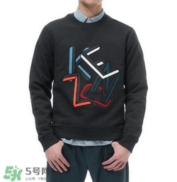 男士衛(wèi)衣里面穿什么？男士衛(wèi)衣怎么搭配好看？