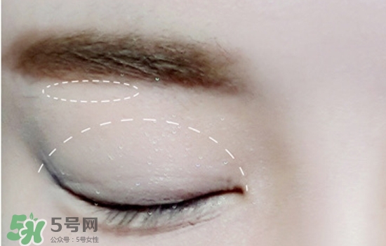 粉色桃花妝畫(huà)法步驟 桃花妝畫(huà)法步驟