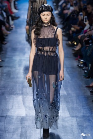 迪奧星星眼妝容怎么化？迪奧星星眼妝容畫法