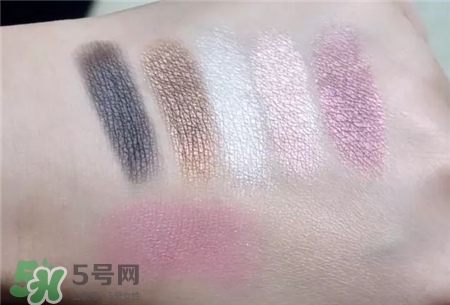 chanel香奈兒旅行彩妝盒介紹 香奈兒高飛旅行彩妝盤試色 chanel香奈兒旅行彩妝盒介紹 香奈兒高飛旅行彩妝盤試色