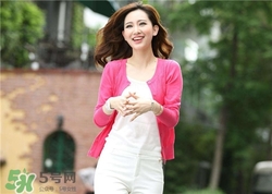 針織衫能用洗衣機(jī)甩干嗎？針織衫能不能放洗衣機(jī)里甩干？