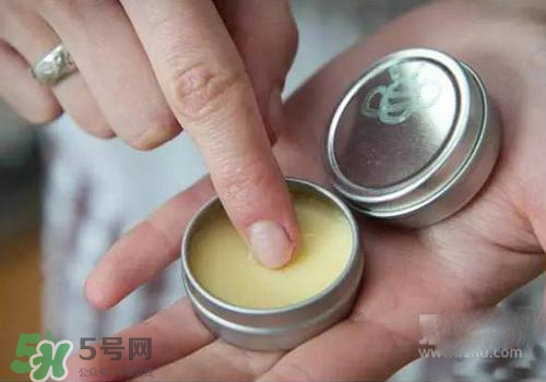 清涼油能消腫嗎？清涼油怎么消腫？