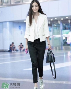 白色西服怎么搭配？白色西服搭配什么內(nèi)搭？