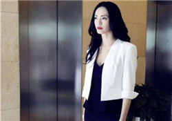 白色西服怎么搭配？白色西服搭配什么內(nèi)搭？