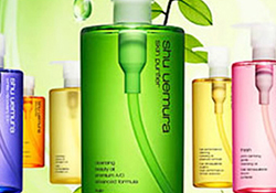 植村秀和植美村是一個牌子嗎？植村秀和植美村區(qū)別