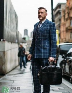 格子西裝怎么搭配？格子西服怎么搭配好看？