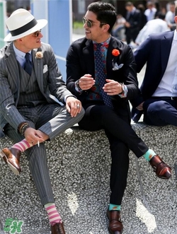 條紋西裝怎么搭配？條紋西服怎么搭配好看？