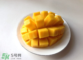 芒果為什么有黑色的絲？芒果里面有黑色的絲能吃嗎？